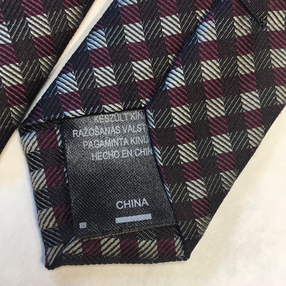 MEXX- Gray with maroon and black check pattern. 100% silk narrow tie. Like New - Picture 6 of 10
